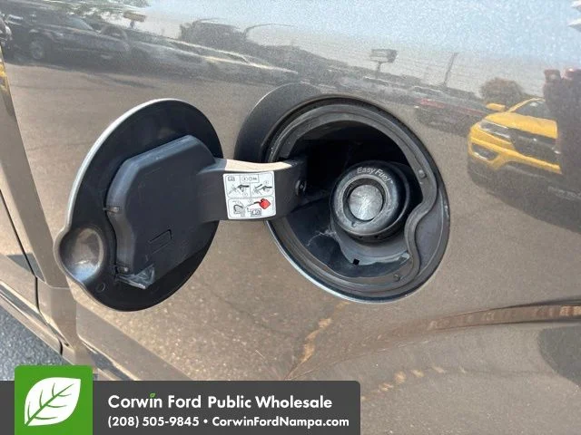 Used 2019 Gray Ford XLT image 10