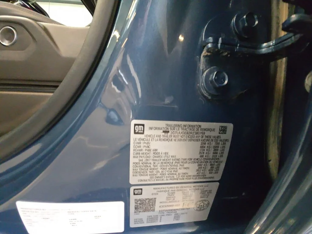 Used 2024 Downpour Metallic GMC Denali image 25