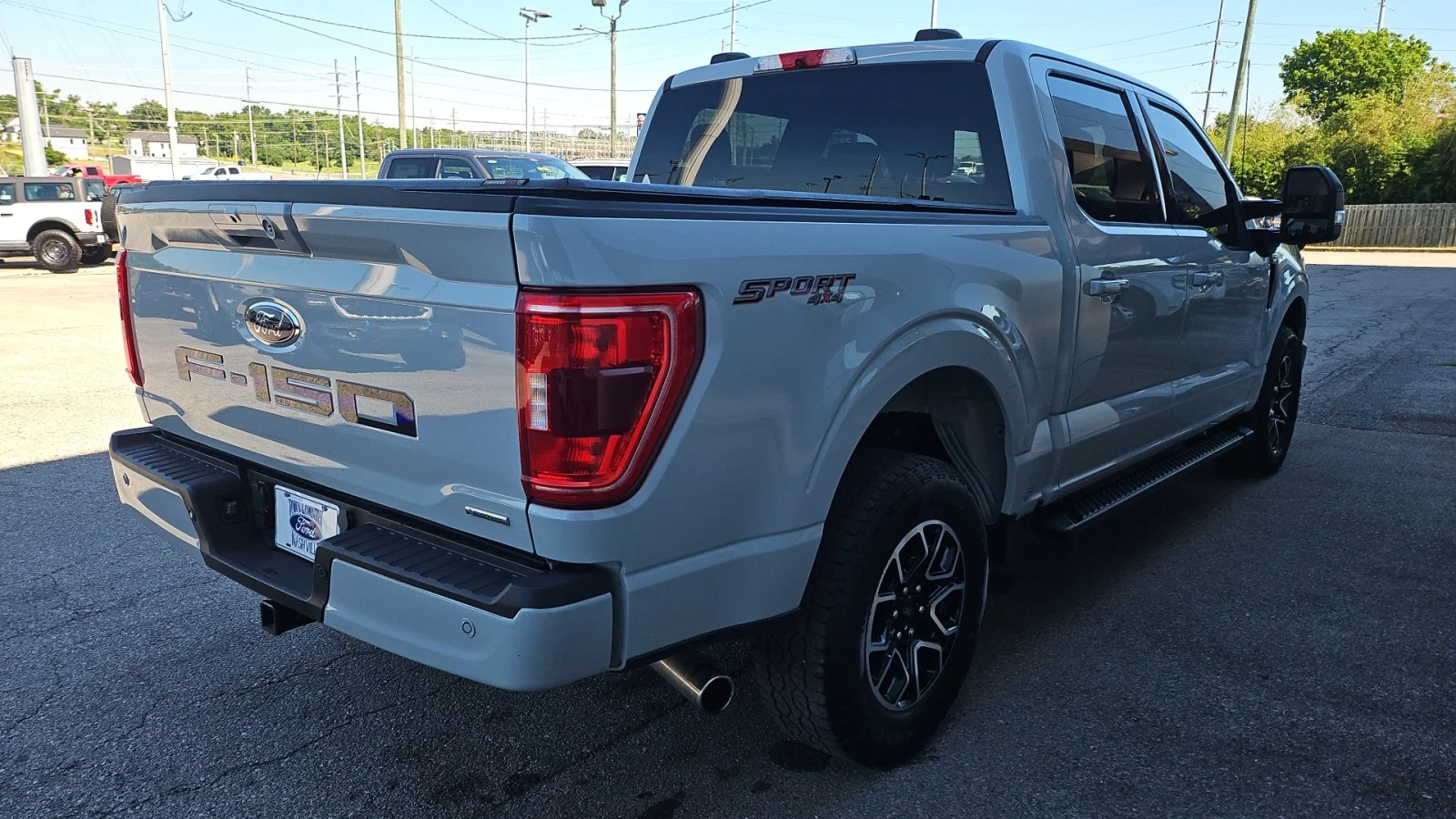 Used 2023 Gray Ford XLT image 5