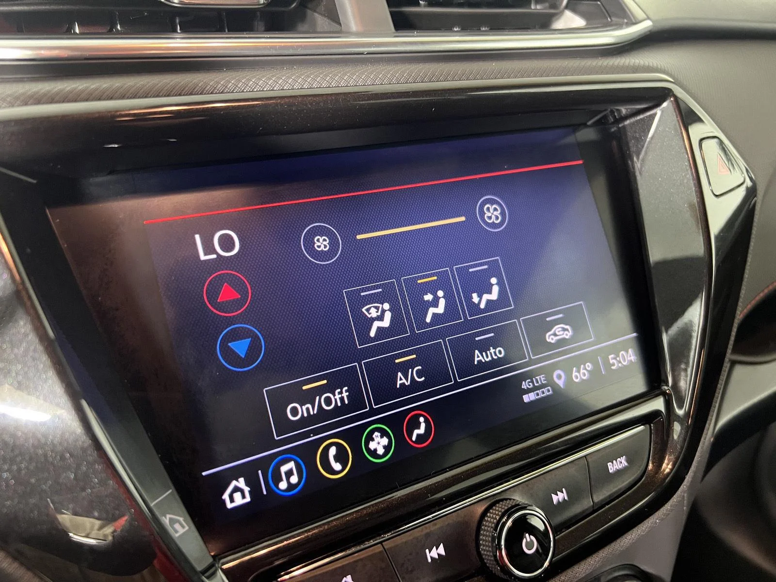 Used 2022 Mosaic Black Metallic Chevrolet RS image 31