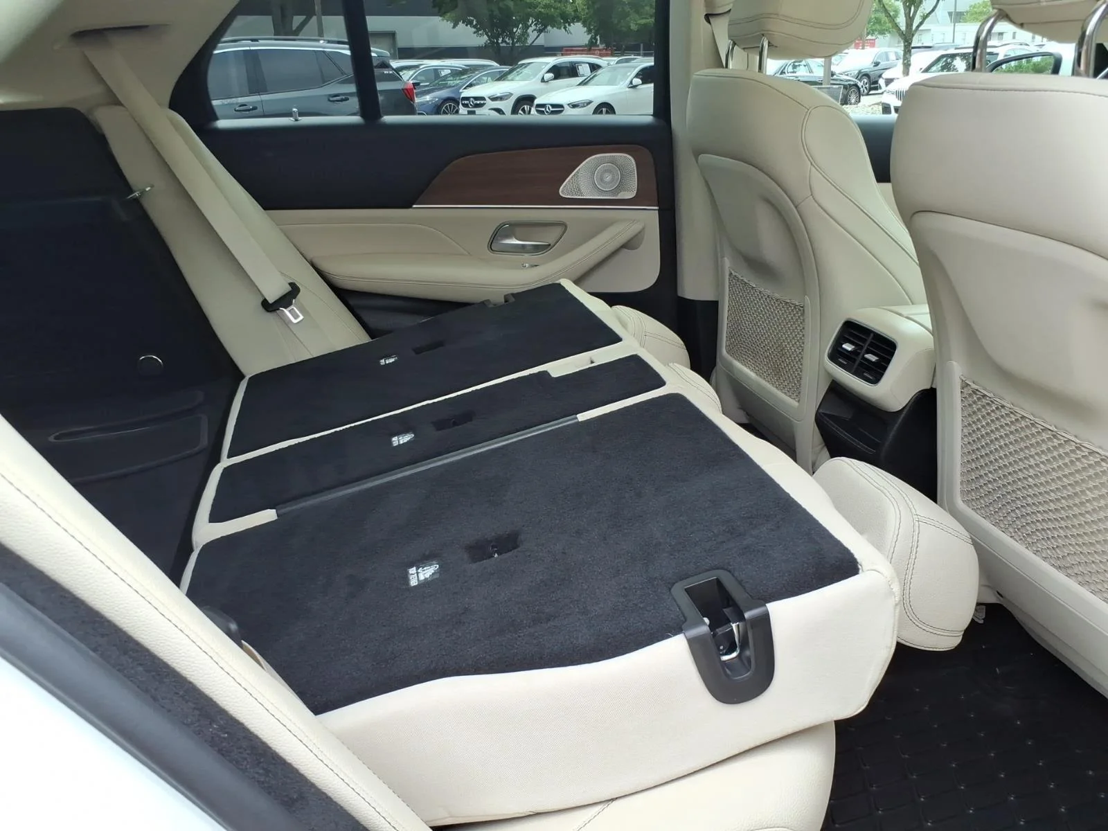 Certified Used 2022 Polar White Mercedes-Benz GLE 350 image 30