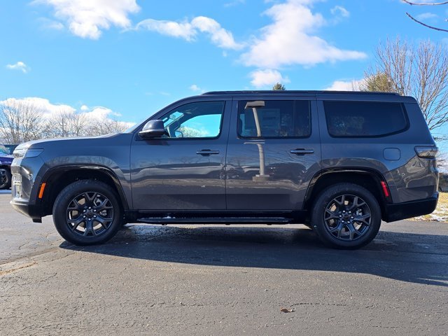 New 2026 Baltic-Gray Metallic Clear-Coat Exterior Paint Jeep Limited Altitude image 29