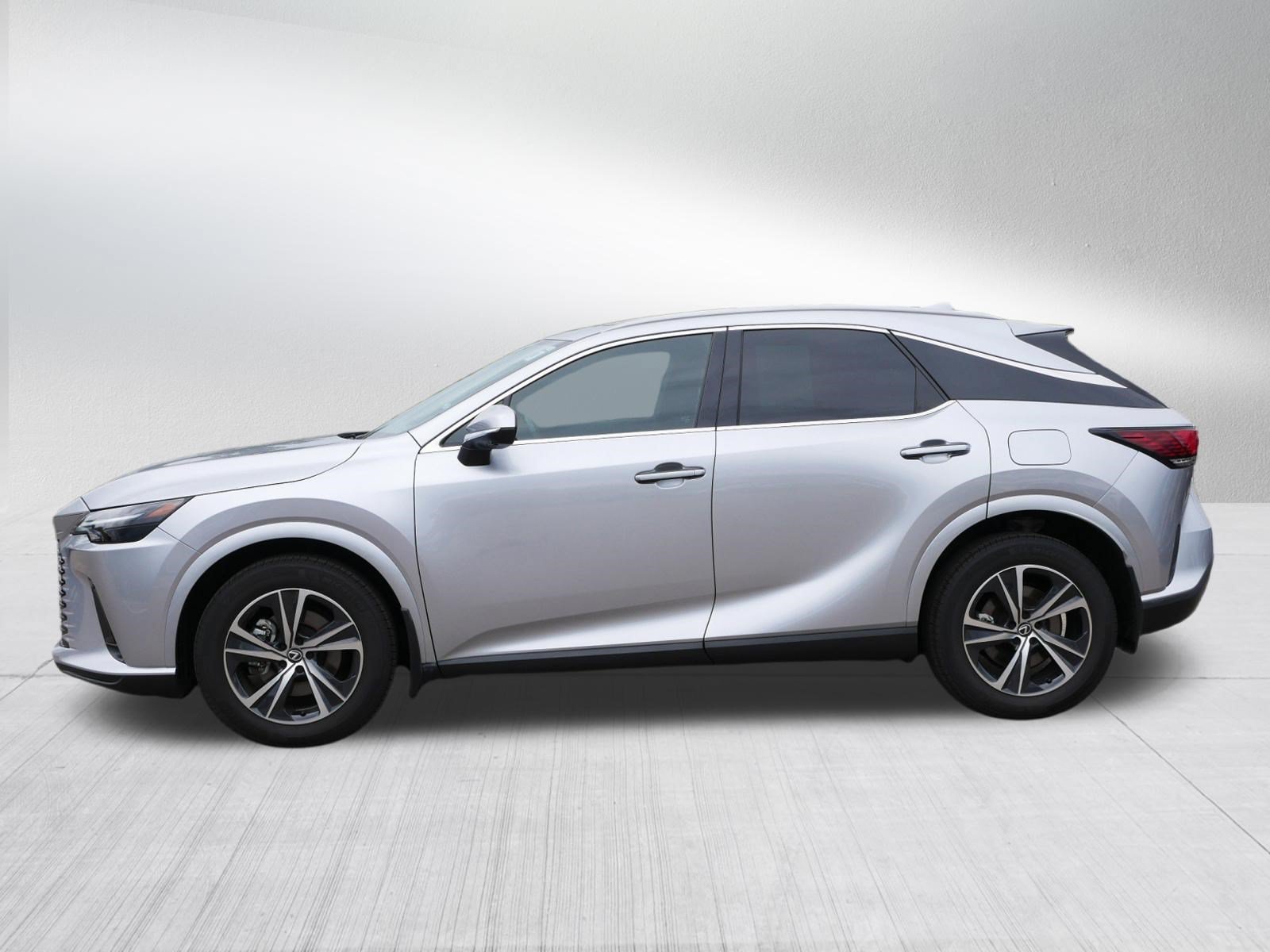 Used 2024 Iridium Lexus RX 350 Premium image 4