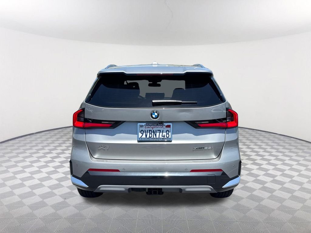 Used 2026 Space Silver Metallic BMW xDrive28i image 5