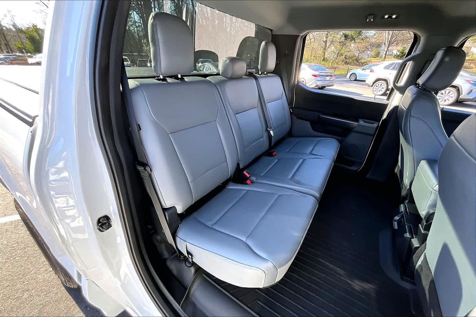Used 2023 Oxford White Ford XL image 50