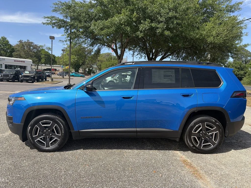 New 2026 Hydro Blue Pearlcoat Jeep Laredo image 3