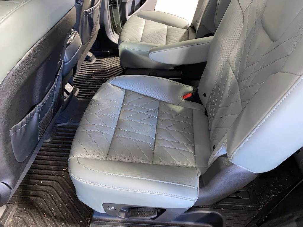 Used 2024 Jungle Green Kia SX-Prestige X-Line image 8