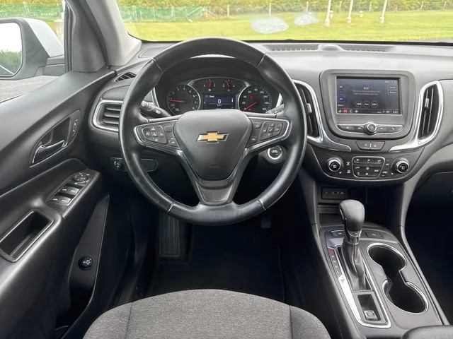 Used 2024 Summit White Chevrolet LT image 14