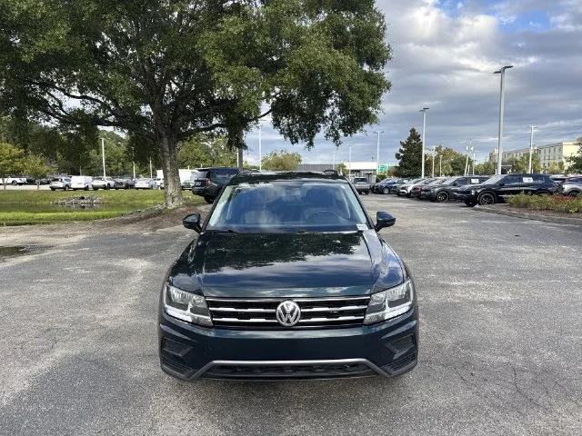 Used 2018 Green Volkswagen 2.0T SE image 2