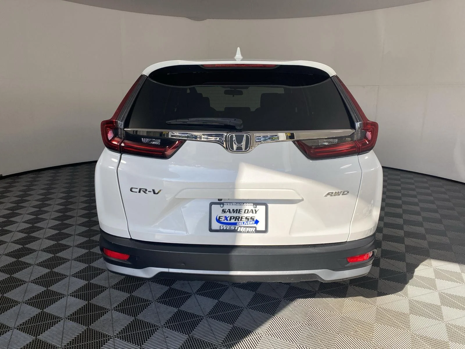 Used 2020 Platinum White Pearl Honda EX image 6