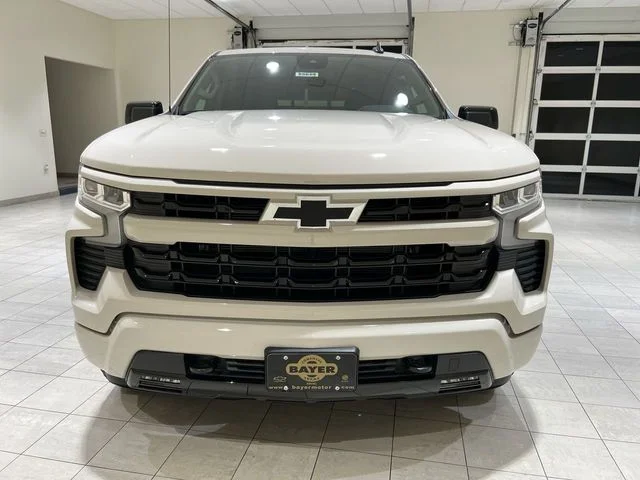 New 2026 White Chevrolet RST image 8