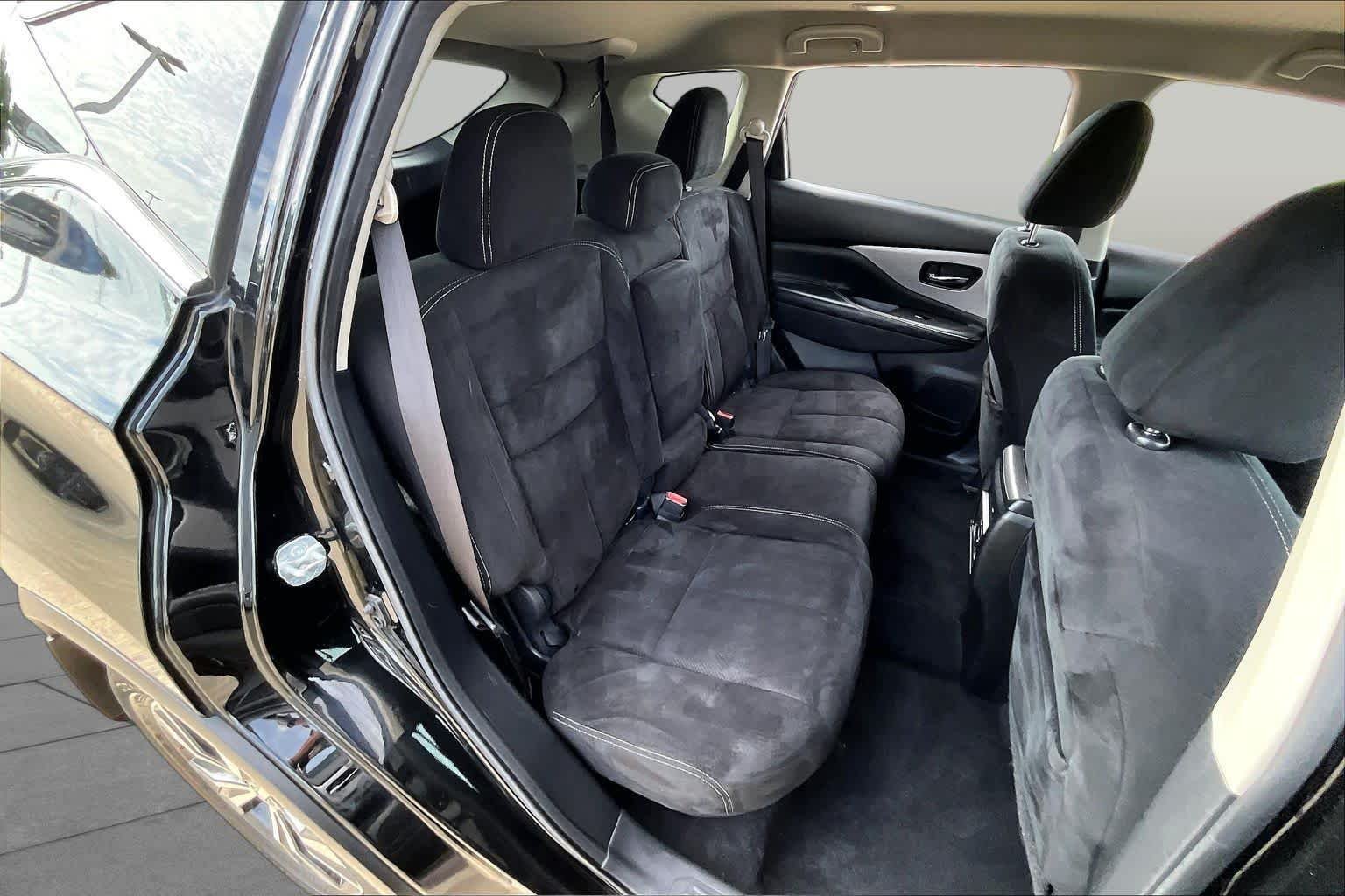 Used 2020 Super Black Metallic Nissan S image 20