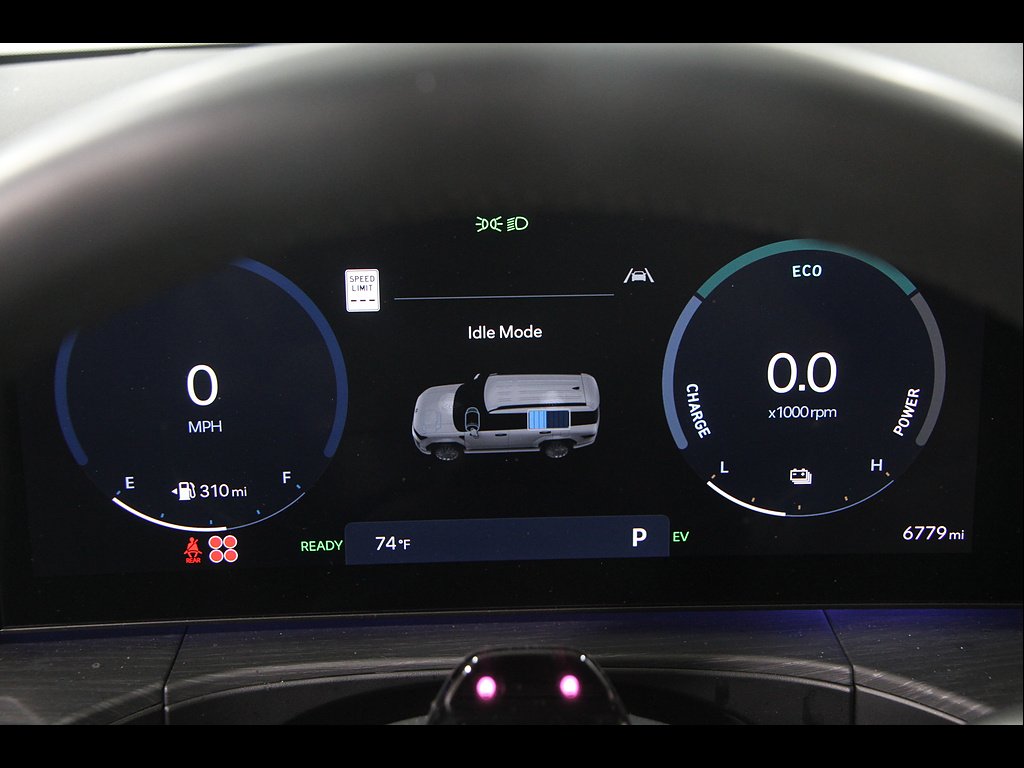 2026 Hyundai Santa Fe Limited - Photo 8