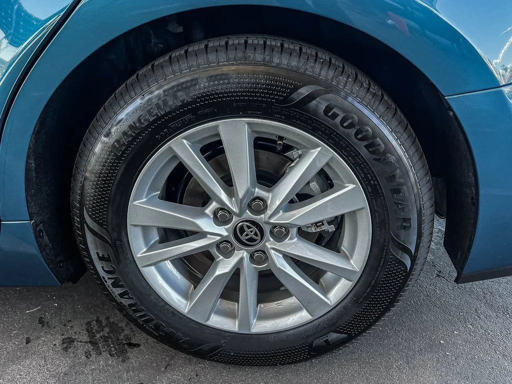 Used 2026  Toyota LE image 22