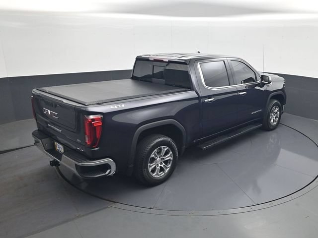 2024 GMC Sierra 1500 SLT - Photo 17