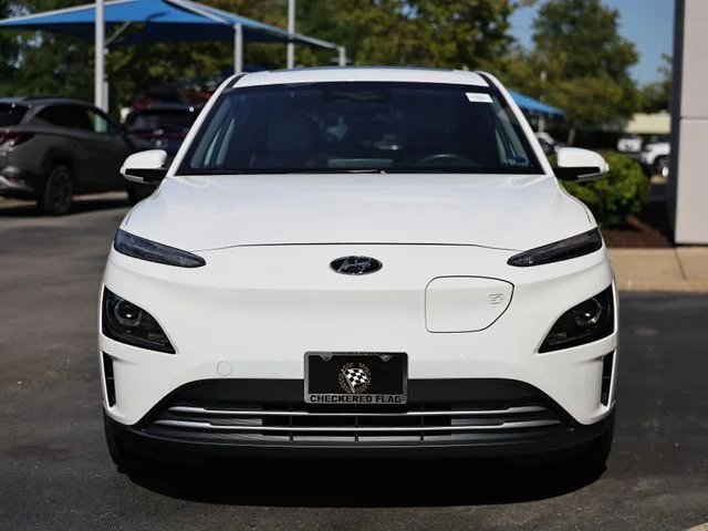 Used 2023 Lunar White Hyundai SEL image 14