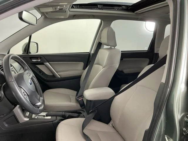 Used 2014 Green Subaru 2.5i Limited image 14