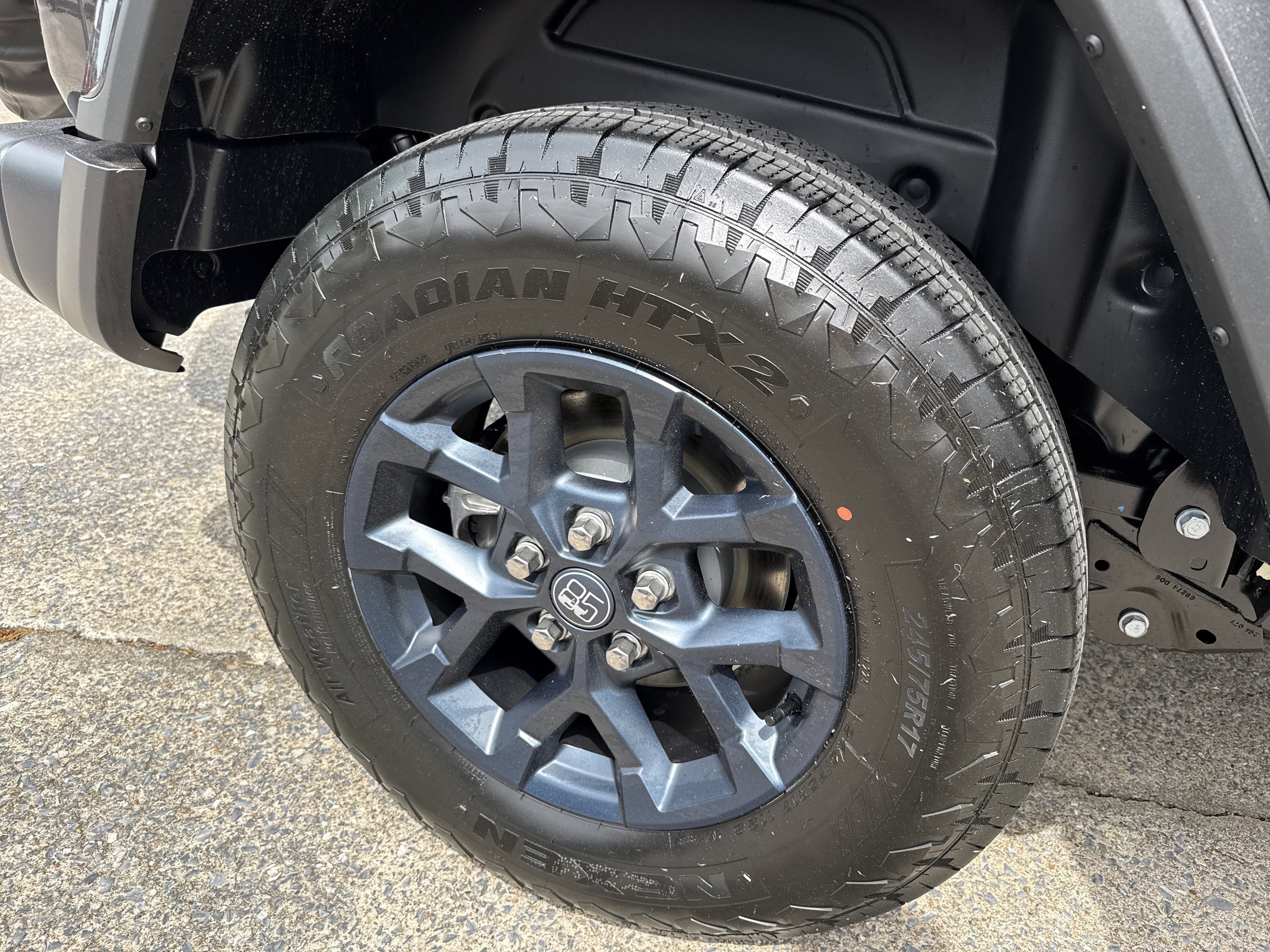 New 2026 Granite Crystal Metallic Clearcoat Jeep 85th Anniversary image 20