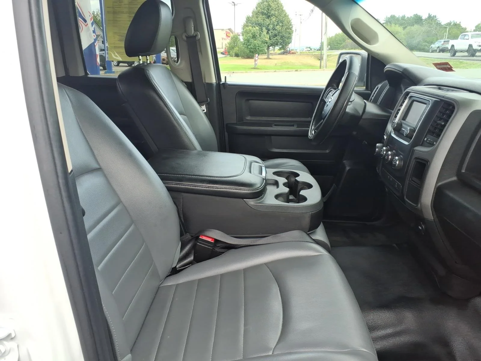Used 2022 Bright White Clearcoat Ram Tradesman image 15