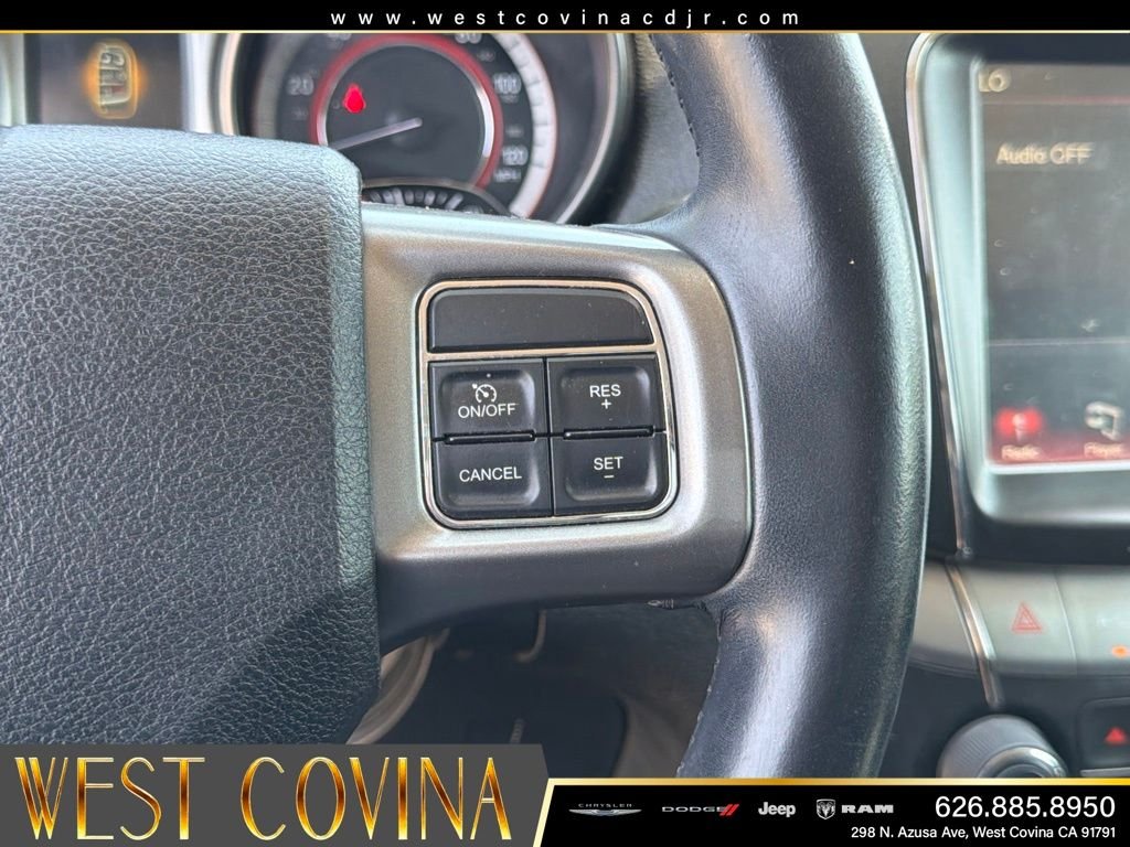 Used 2019 Gray Dodge Crossroad image 27