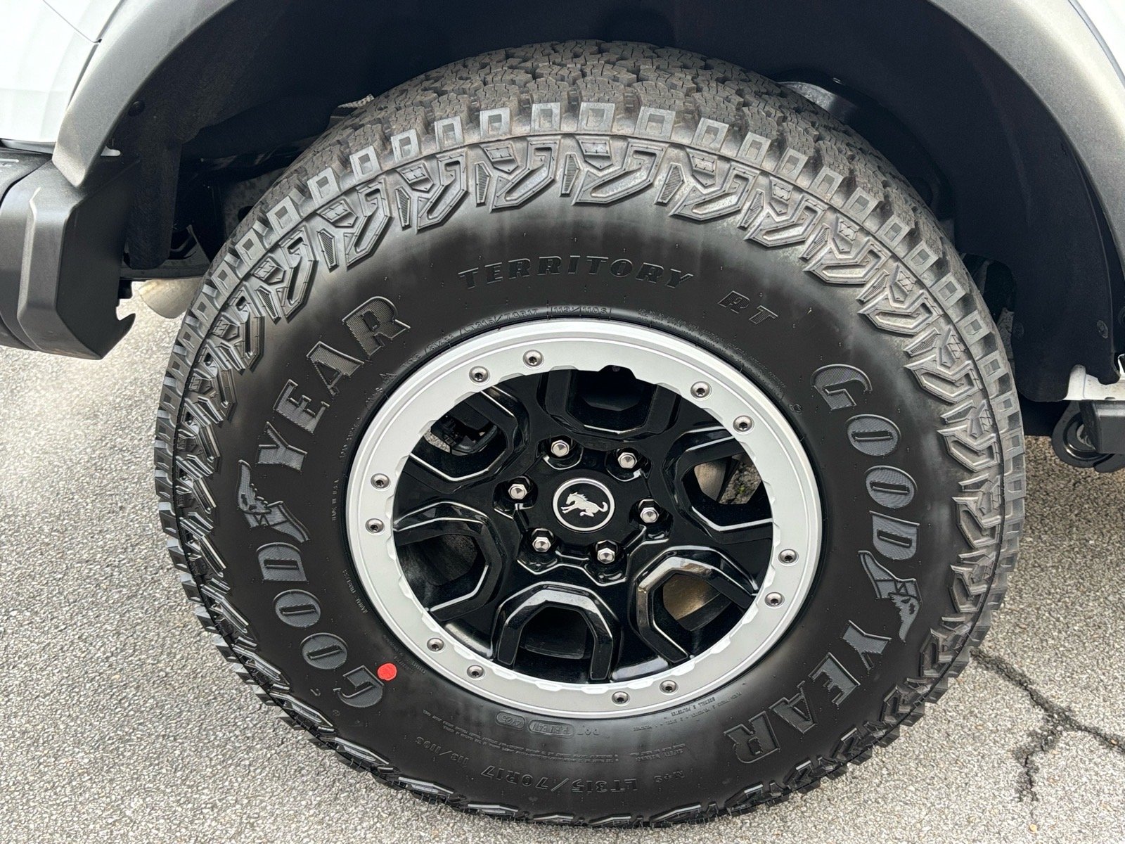 New 2026 Oxford White Ford Badlands® image 6