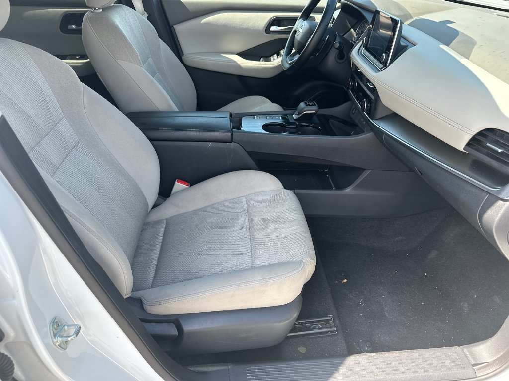 Used 2025 White Nissan SV image 13