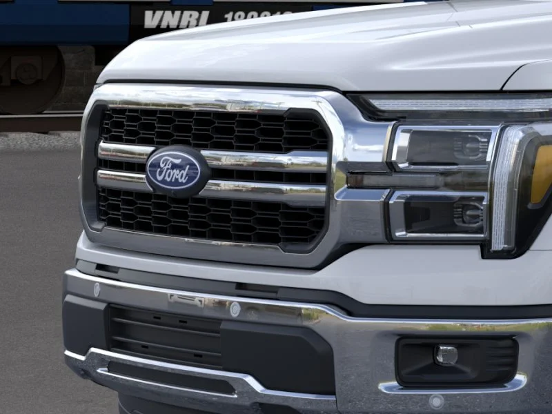 New 2026 Oxford White Ford Lariat® image 17