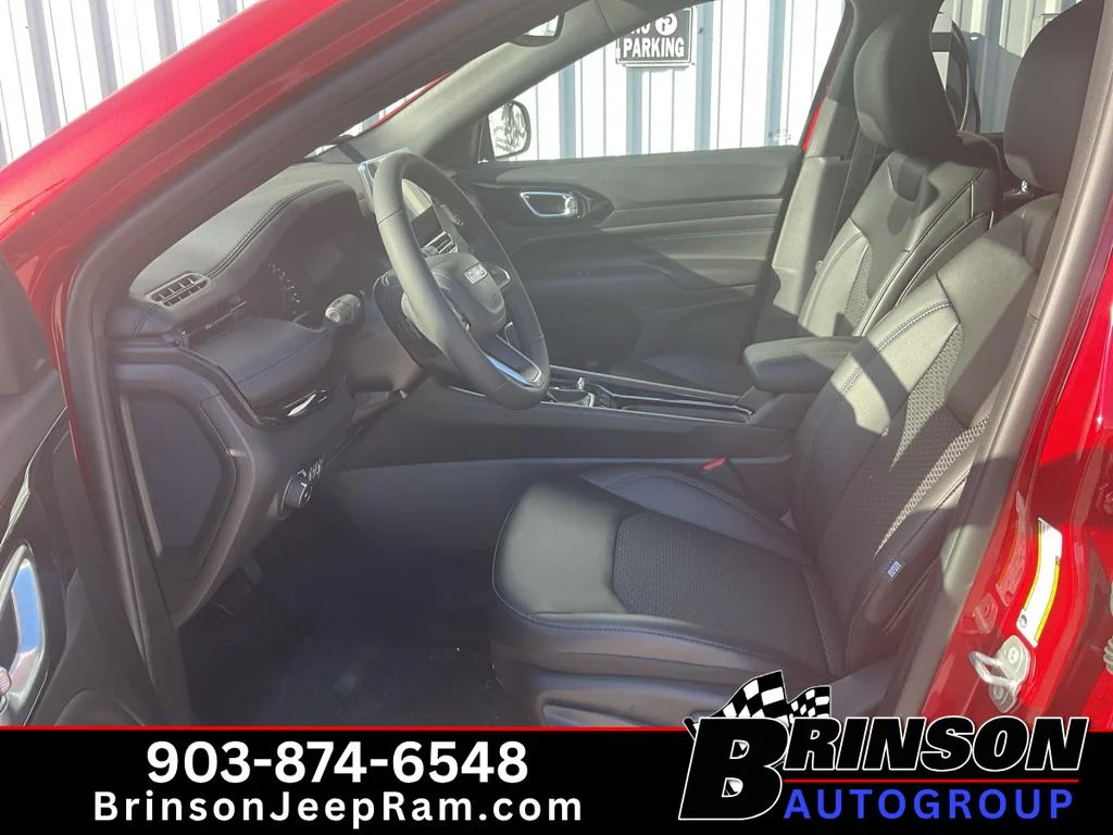 New 2026 Red Hot Pearlcoat Jeep Latitude Altitude image 11