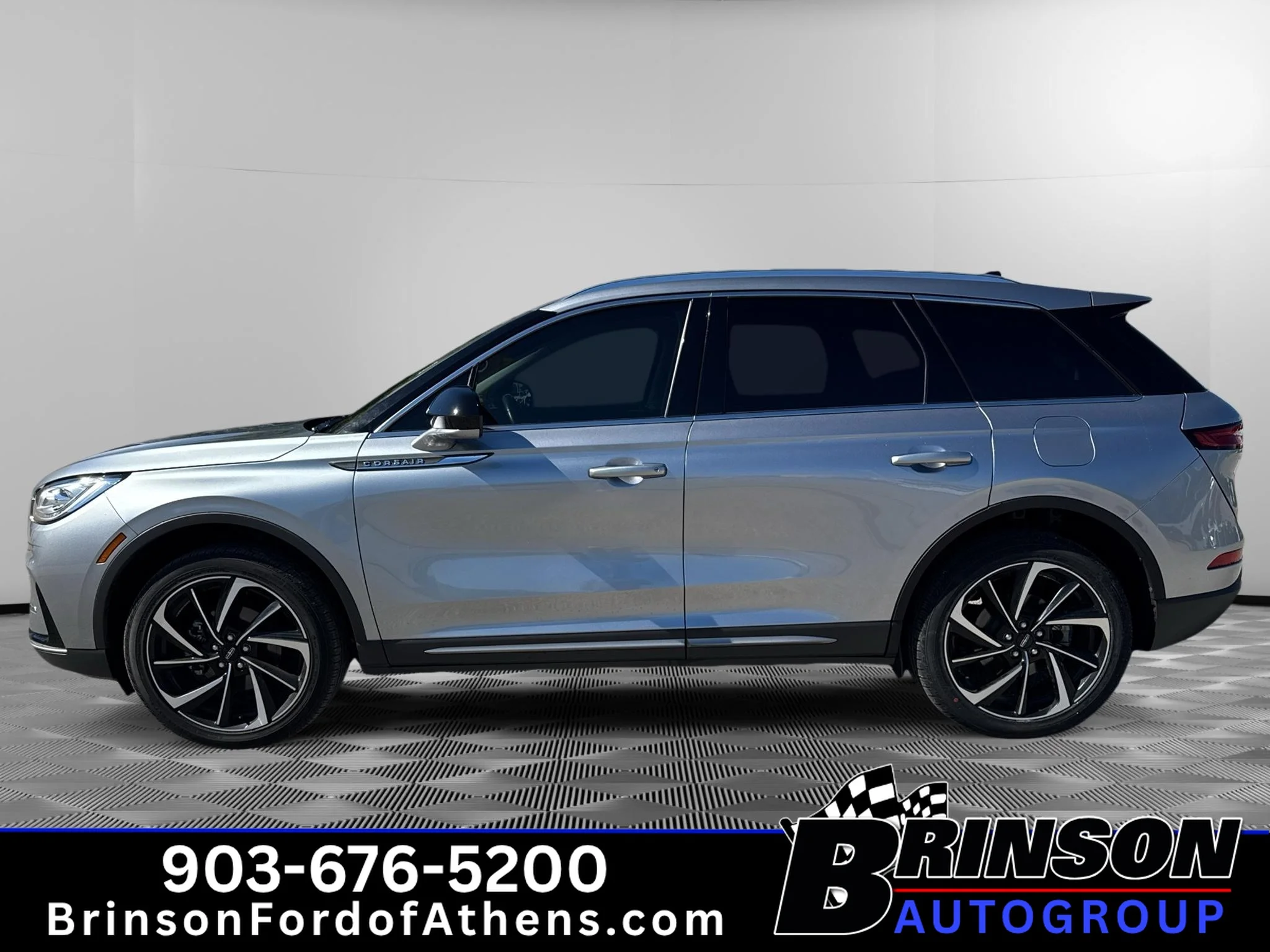 Used 2023 Silver Radiance Metallic Clearcoat Lincoln Reserve image 8