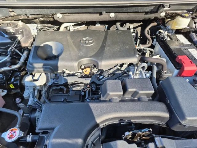 Used 2022 Gray Toyota XLE image 25