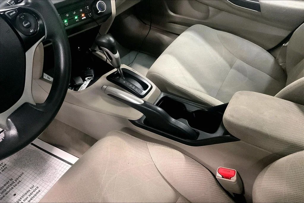 Used 2012 Red Honda LX image 17
