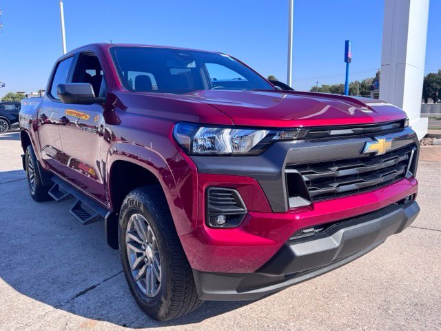 Used 2024 Red Chevrolet LT image 5