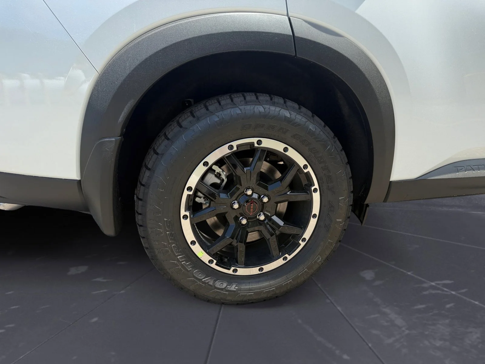 New 2026 Everest White Pearl Tricoat Nissan Rock Creek image 47