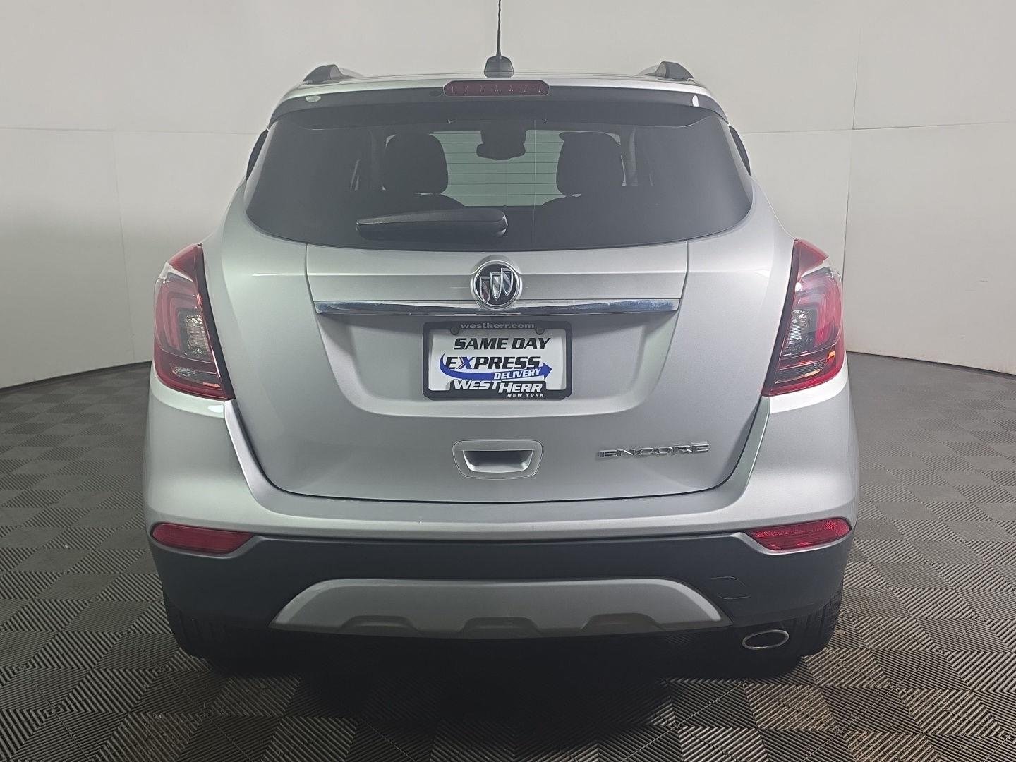 Used 2020 Quicksilver Metallic Buick Preferred image 10