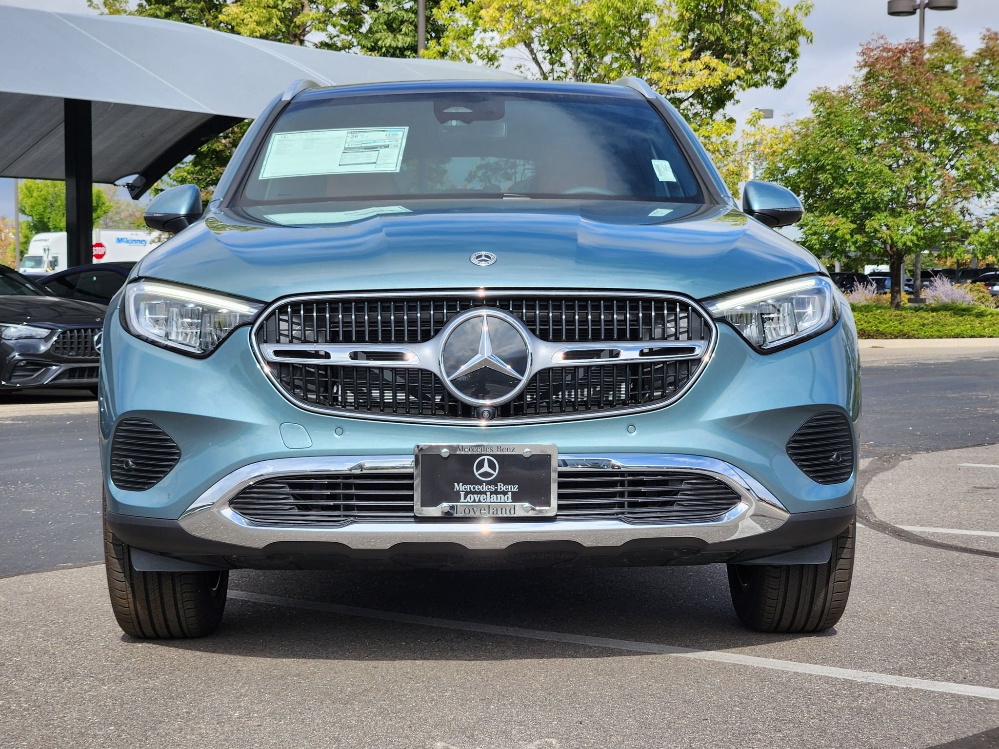New 2027 Verde Silver Metallic Mercedes-Benz GLC 300 4MATIC® image 3