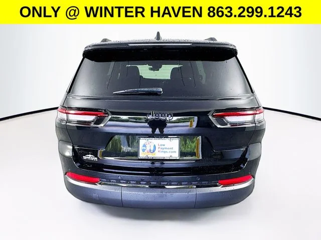 Used 2025 Black Jeep Altitude X image 6