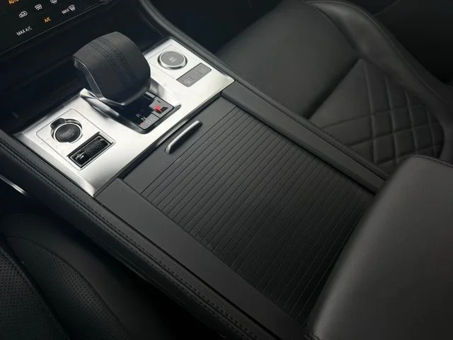 2022 Jaguar F-Pace S - Photo 28