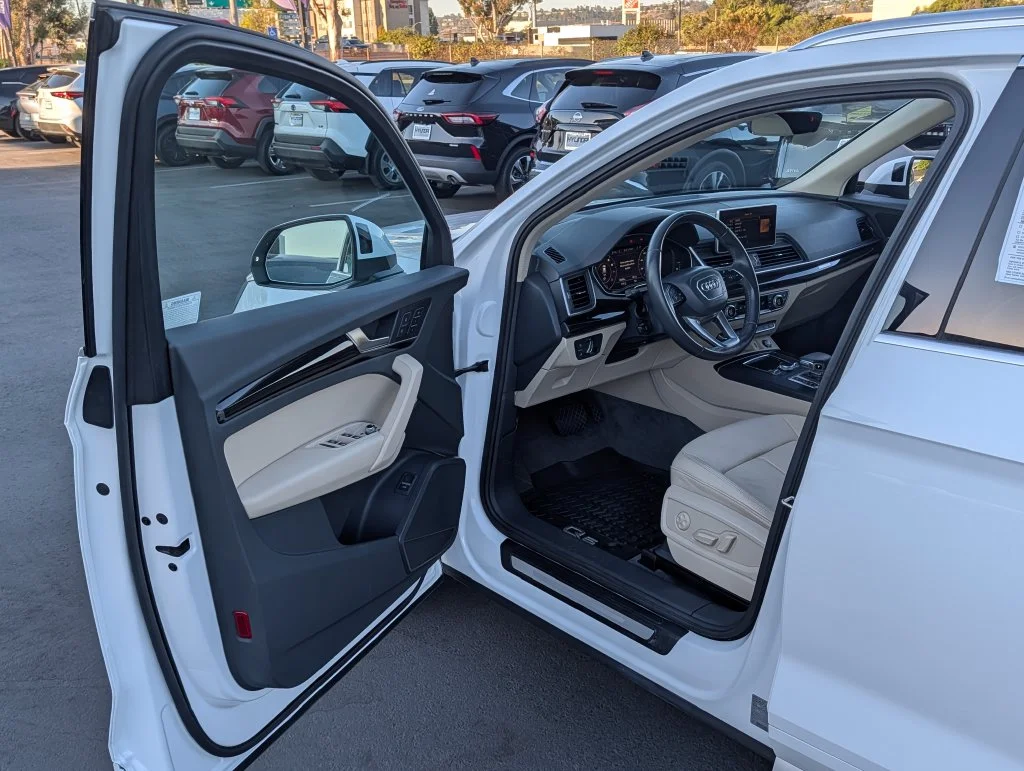 Used 2018 White Audi 2.0T image 37