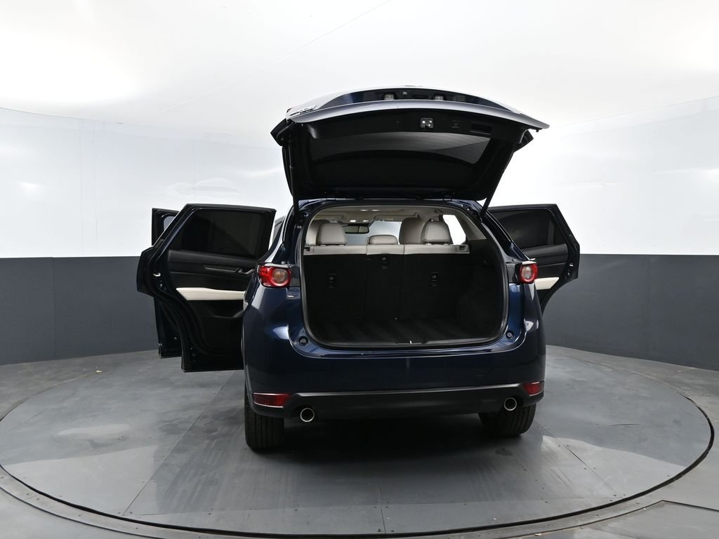 Used 2018 Blue Mazda Grand Touring image 30