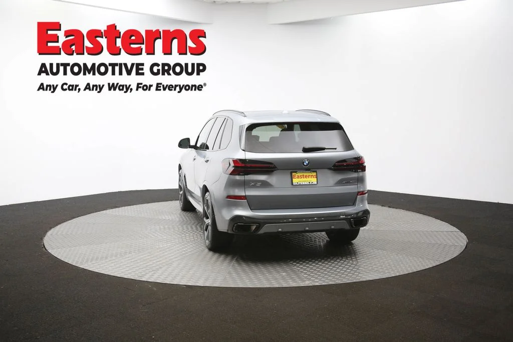 Used 2025 Gray BMW xDrive40i image 67