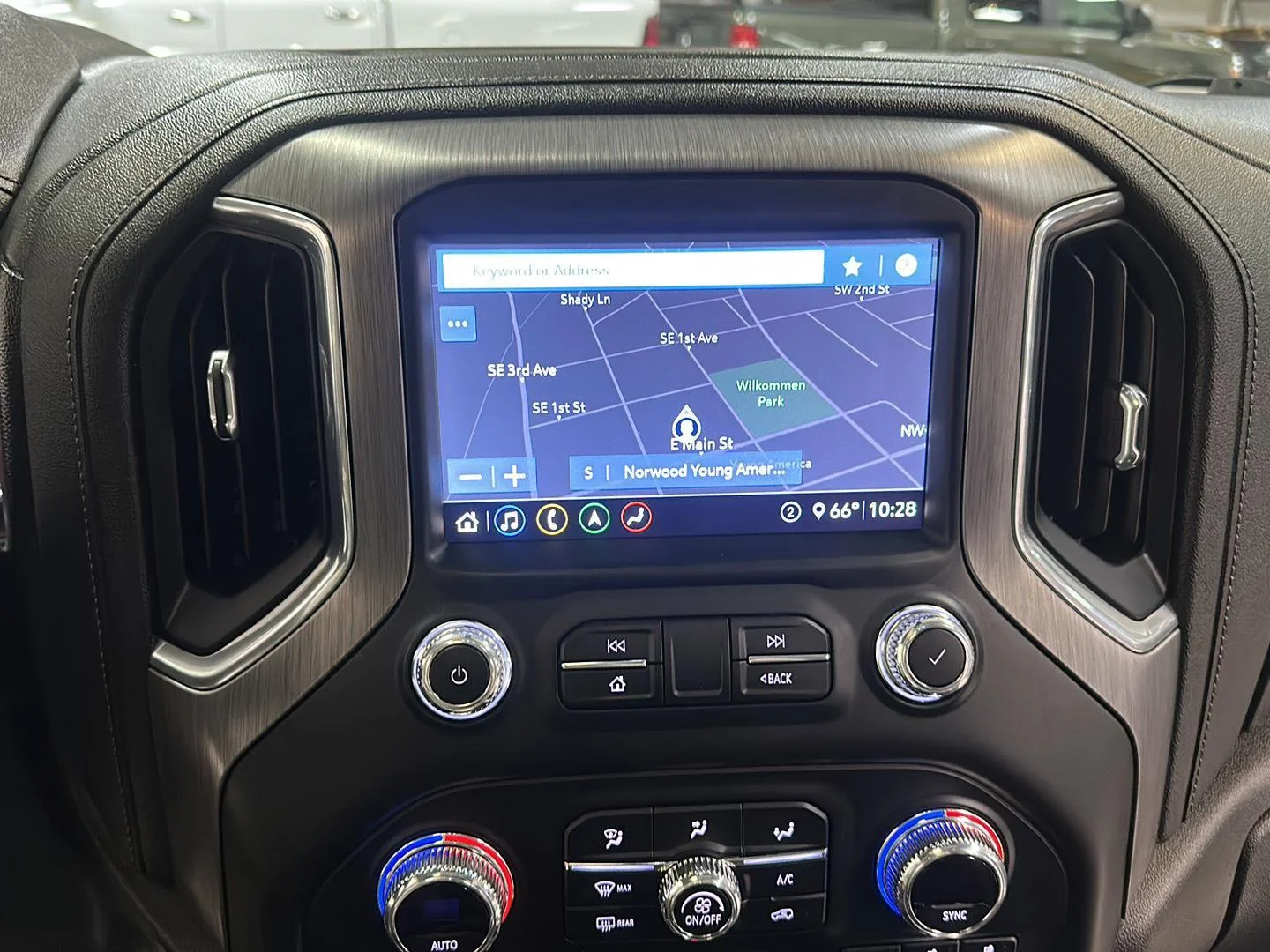 Used 2020 White Frost Tricoat GMC Denali image 24