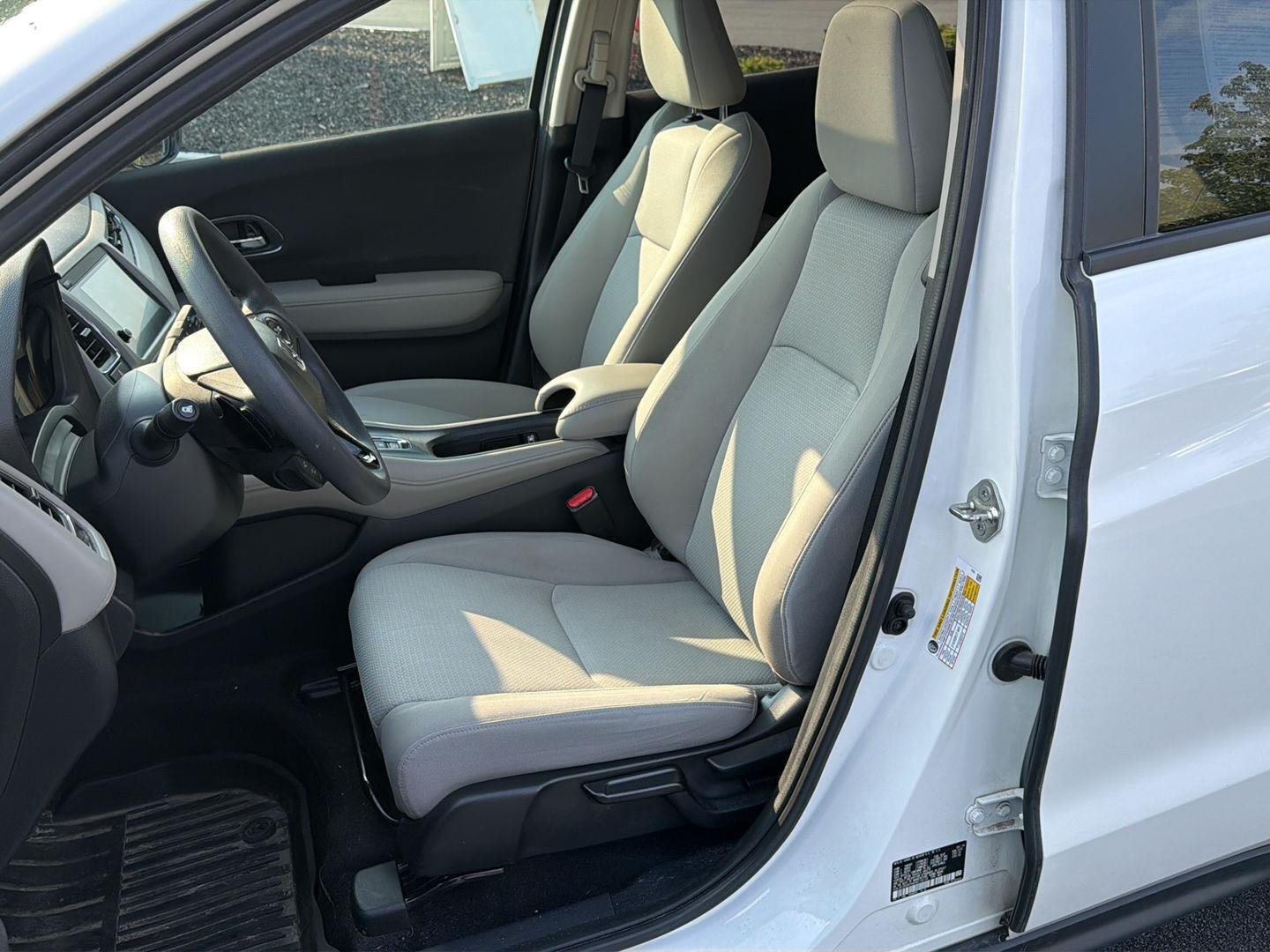 Used 2019 Platinum White Pearl Honda EX image 19