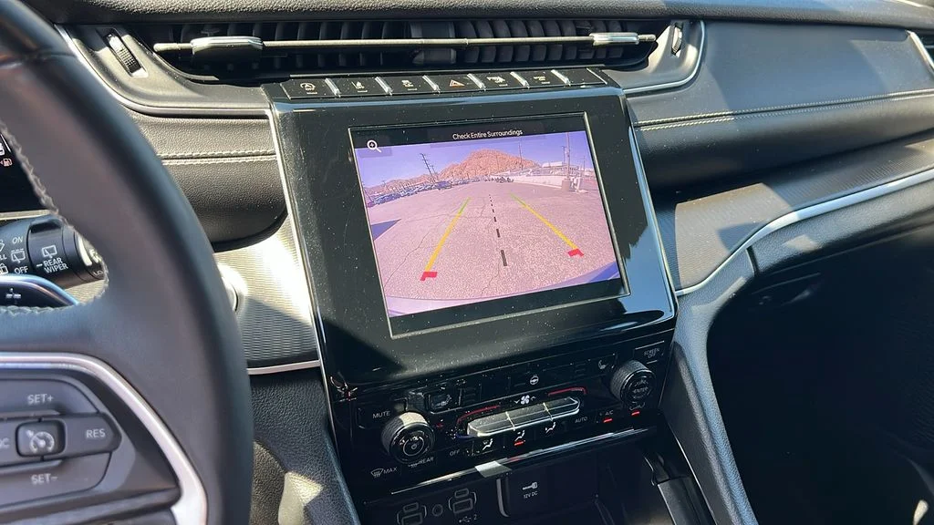 Used 2023 Gray Jeep Altitude X image 19
