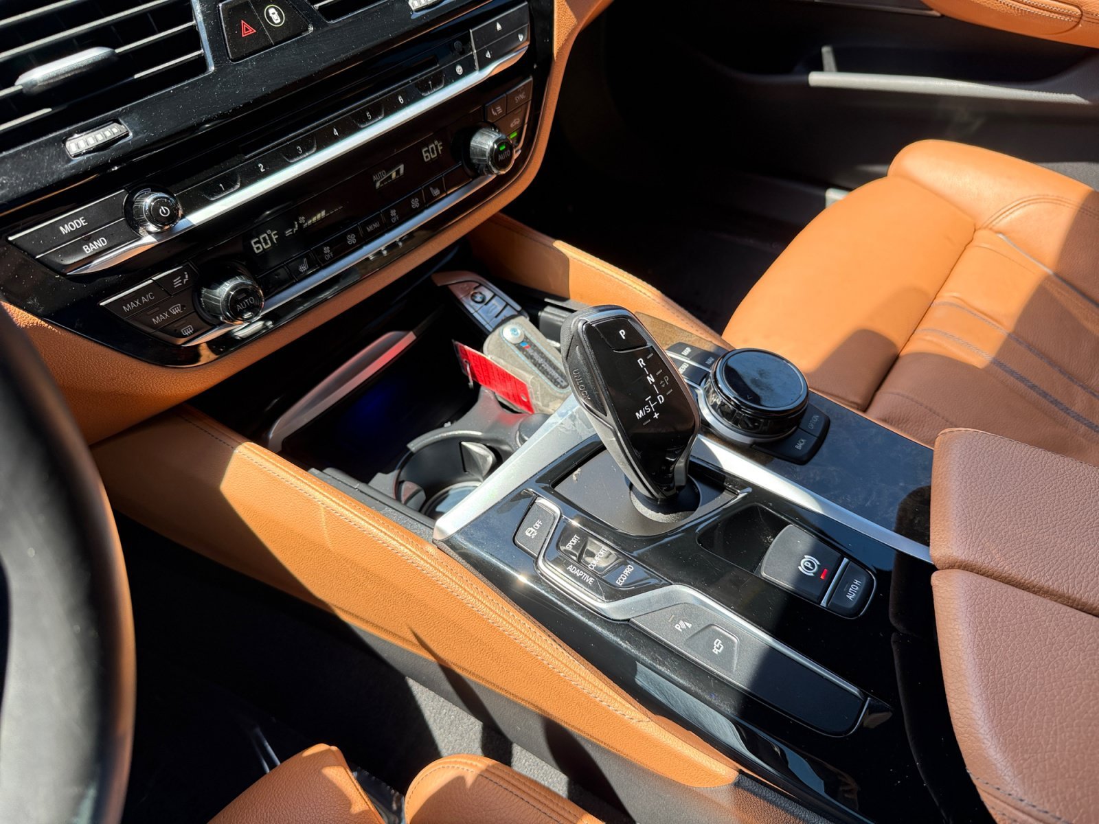 Used 2018 Carbon Black Metallic BMW M550i xDrive image 13