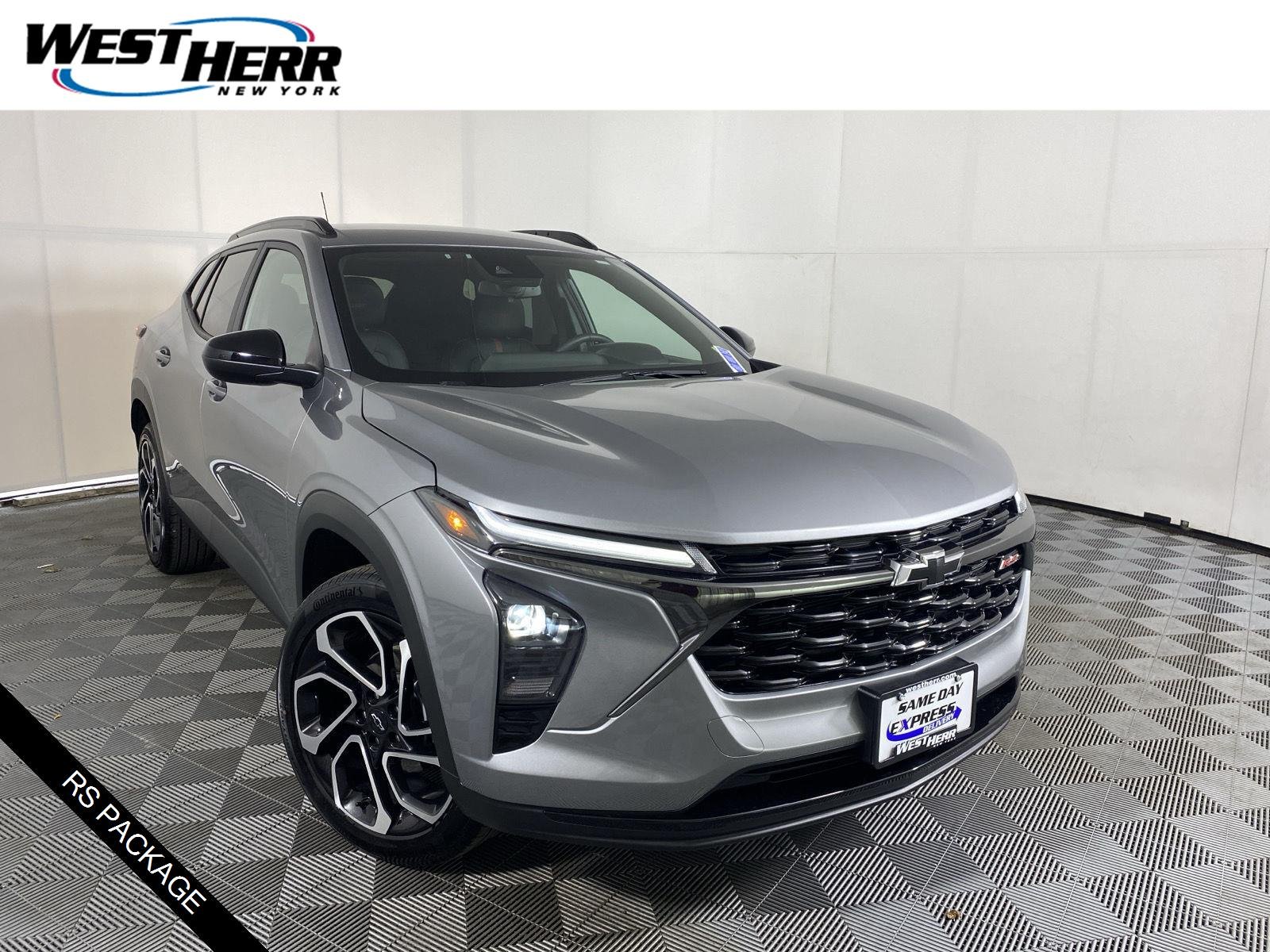 Used 2025 Sterling Gray Metallic Chevrolet 2RS image 1