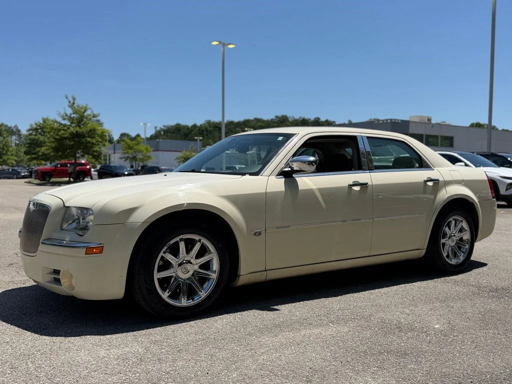 Used 2005 Chrysler 300 C with VIN 2C3AA63H45H635607 for sale in Hoover, AL