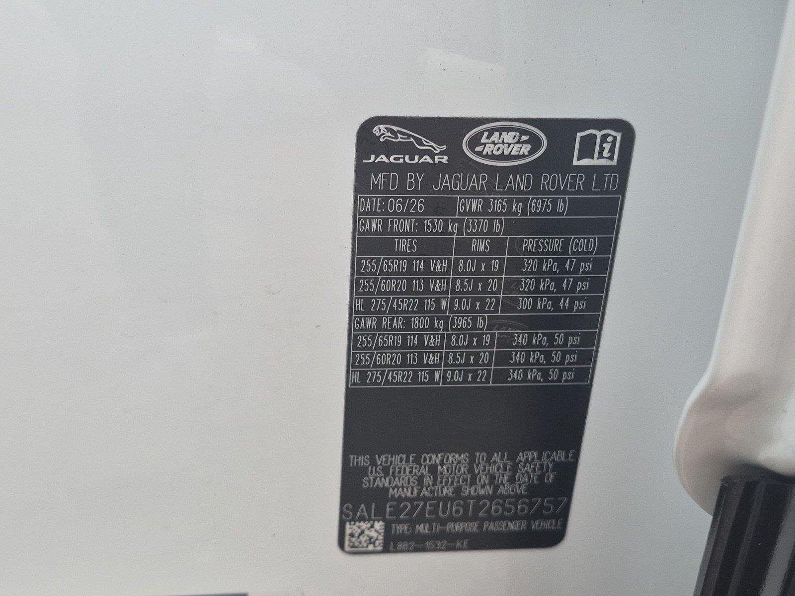 New 2026 Fuji White Land Rover X-Dynamic SE image 35