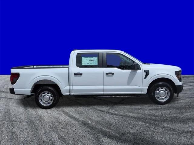 New 2026 Oxford White Ford XL image 3
