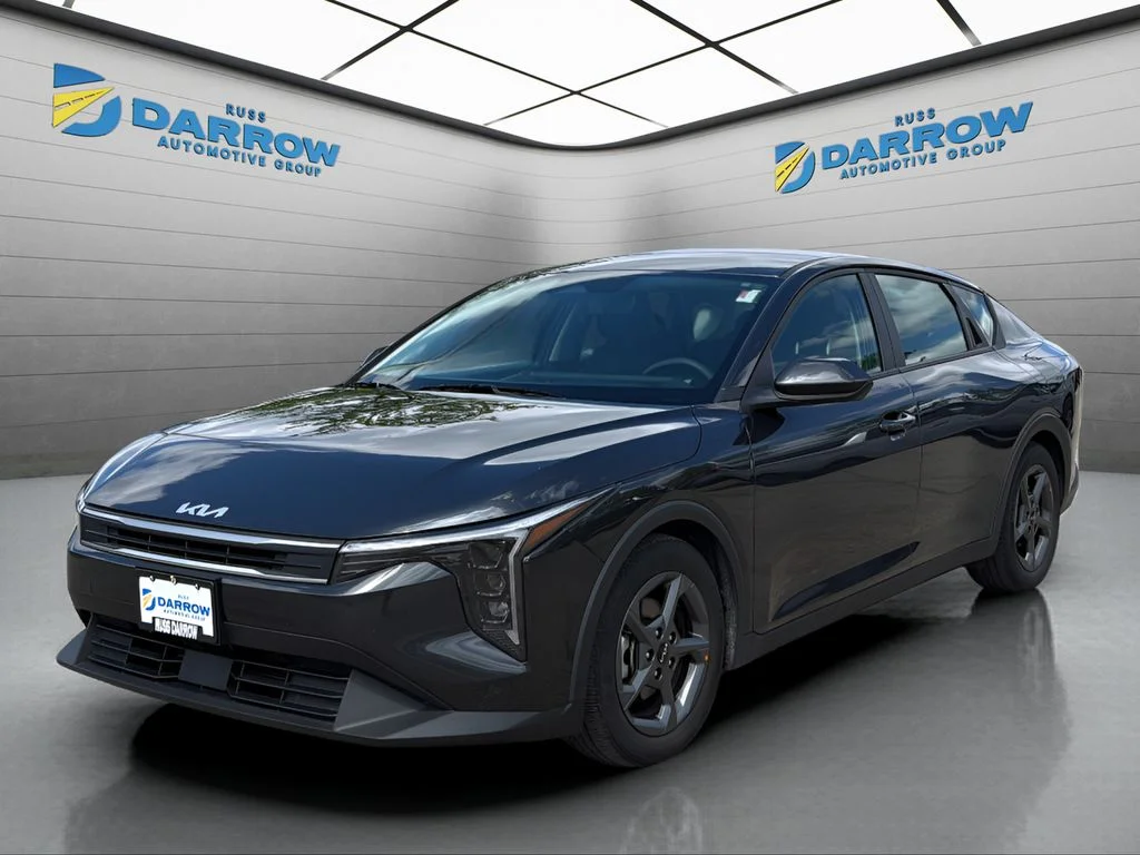 2025 Kia K4 LXS AT's photo
