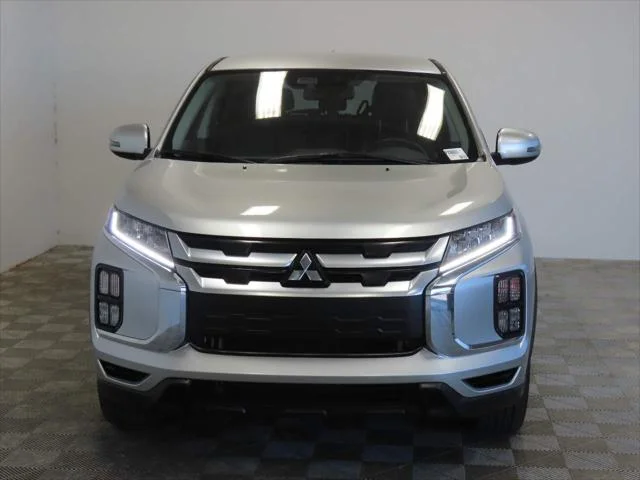 Used 2025  Mitsubishi S image 2